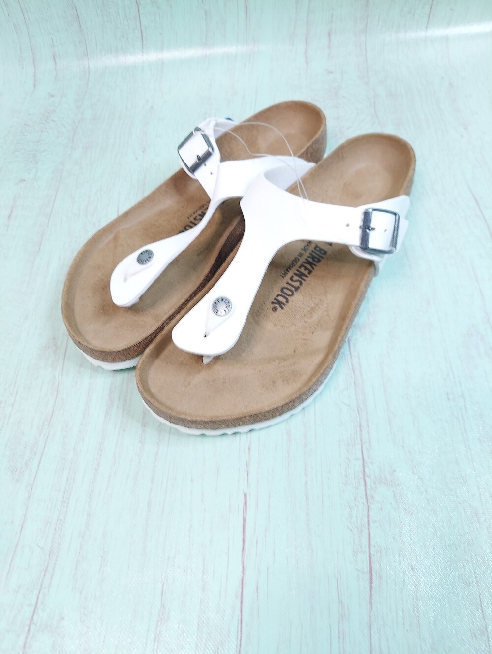 Birkenstock White Gizeh Sandals Sz 42 L11/M9 - Picture 3 of 14
